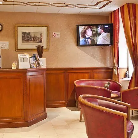 Hotel Restaurant Au Boeuf Couronné Paris
