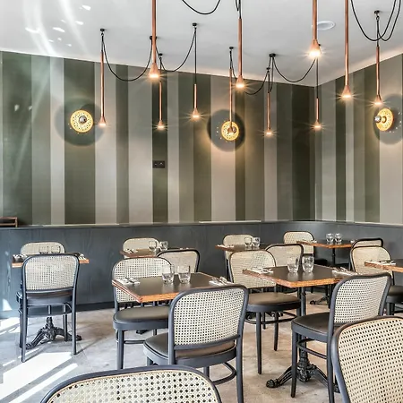 Restaurant Au Boeuf Couronné Hotel 3*