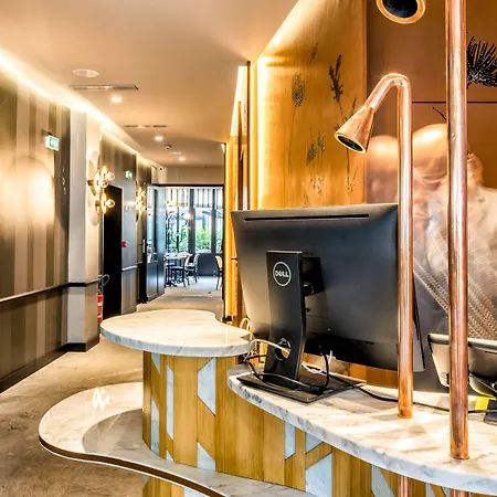 ホテル レストラン オウ ブッフ クロネ 3*