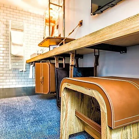 Hotel Restaurant Au Boeuf Couronne Paris