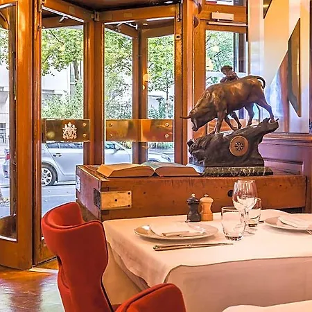 Restaurant Au Boeuf Couronne Paris