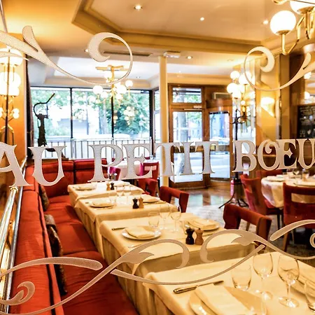 酒店 堡夫库罗讷餐厅酒店 3*