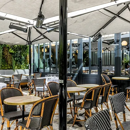 堡夫库罗讷餐厅酒店 3* 巴黎