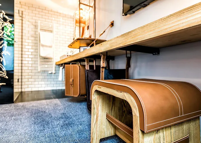 레스토랑 오 뵈프 쿠로네 호텔