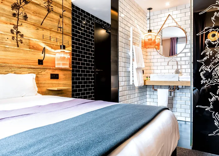 فندق ومطعم أو بوف كوروني 3*