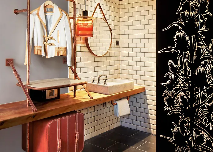 레스토랑 오 뵈프 쿠로네 3* 파리