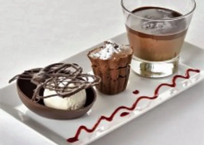 호텔 레스토랑 오 뵈프 쿠로네 파리