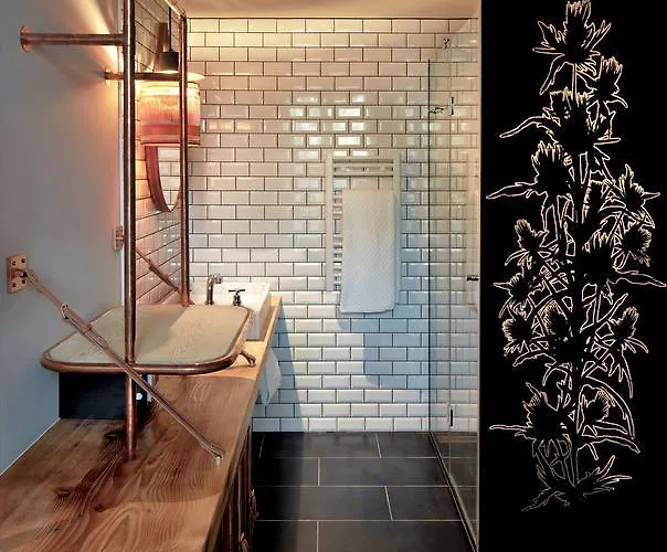 레스토랑 오 뵈프 쿠로네 호텔