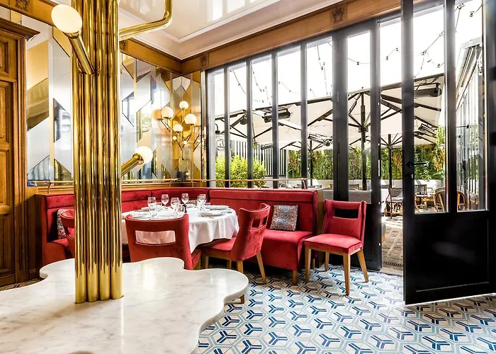 Hotel Restaurant Au Boeuf Couronné Paris